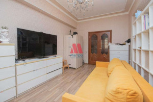  4- , ,  ., 19,  