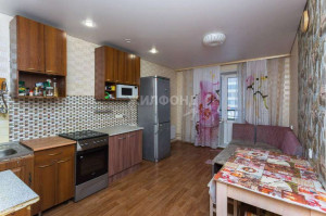 Продажа 2-комнатной квартиры, Новосибирск, Петухова ул., 99, Новосибирская область