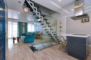 Продажа 3-комнатной квартиры, п Озерный, Центральная ал. ул, 22, Новосибирская область