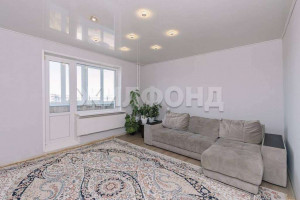 Продажа 4-комнатной квартиры, Новосибирск, Лазурная ул., 6, Новосибирская область