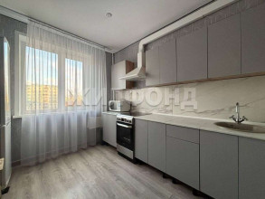 Продажа 4-комнатной квартиры, Новосибирск, В.Высоцкого ул., 3, Новосибирская область