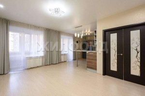 Продажа 4-комнатной квартиры, Новосибирск, Владимировская ул., 21, Новосибирская область