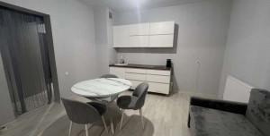  2- , , .   ., .8 .1,  