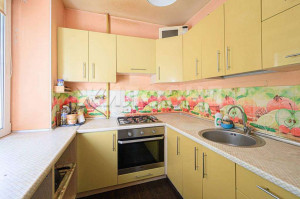 ������� 4-��������� ��������, �����������, ���� ��������� ��., 181�, ������������� �������