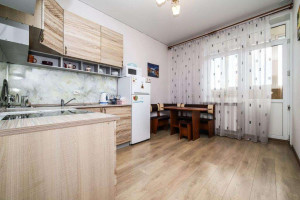 ������� 1-��������� ��������, ���������, �. ���������� ��, �.22 �.2, ������������� ����