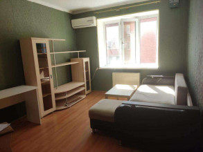 ������� 1-��������� ��������, ���������, ��. ������ ������� ��., 121, ������������� ����