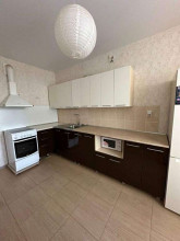 ������� 1-��������� ��������, ���������, ��. ��������� ��., �.37 �.1, ������������� ����