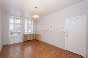 ������� 3-��������� ��������, �����������, ������ ��., 5�, ������������� �������