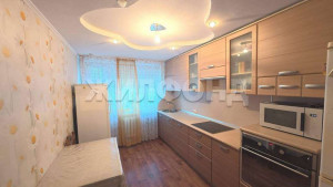 ������� 3-��������� ��������, �����������, 13-� ���, 50, �����-���������� ��