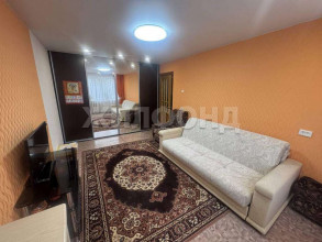 ������� 3-��������� ��������, �����������, 14-� ���, 32, �����-���������� ��