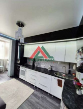 ������� 1-��������� ��������, ���������, ��. ������� ��������� ��., �.30 �.4, ������������� ����